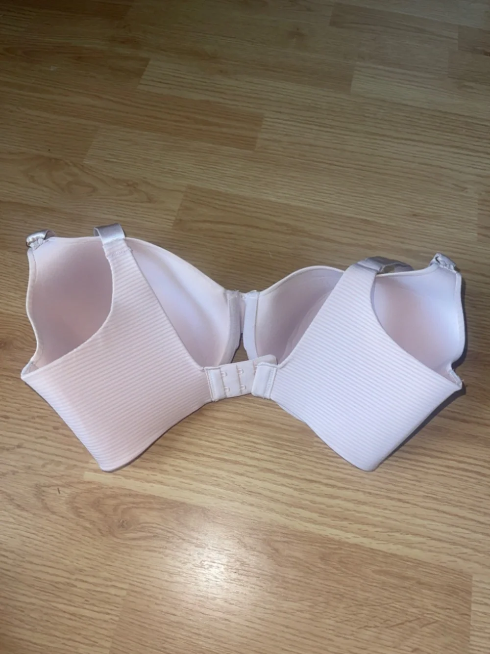 Vanity Fair Lightly Padded Soft Pink Striped Bra Size 34DD